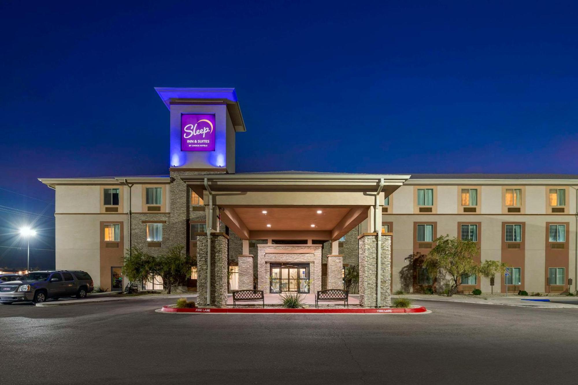 Sleep Inn & Suites Carlsbad Caverns Area Exteriör bild